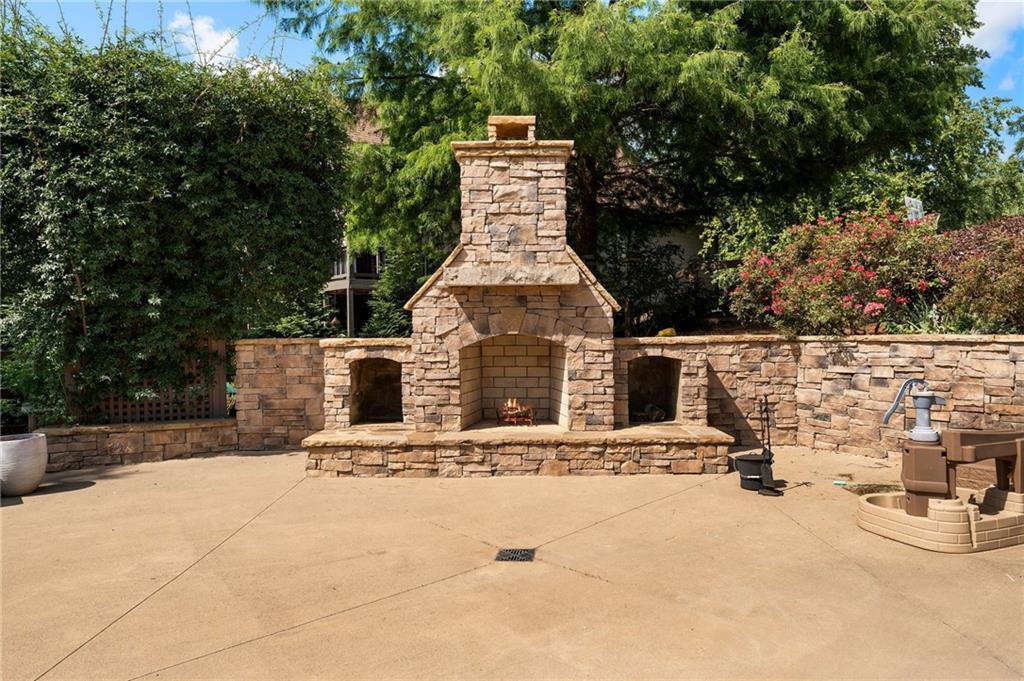 4 Creekstone Court SE Cartersville GA 30120