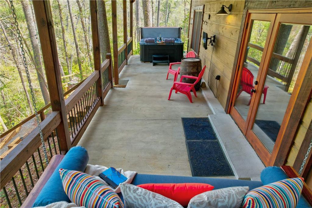 136 Gallery Court Ellijay GA 30540