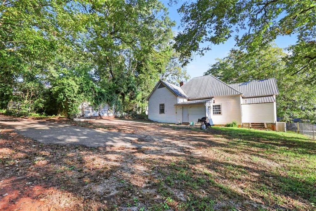 95 Hood Street Commerce GA 30529