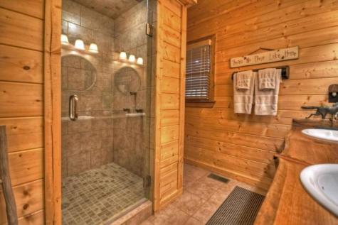 1404 Mountain High Drive Mineral Bluff GA 30559