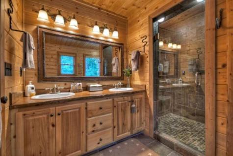 1404 Mountain High Drive Mineral Bluff GA 30559