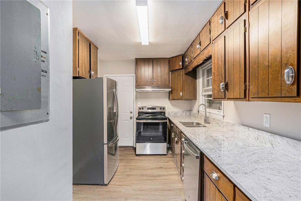 864 Northview Drive Forest Park GA 30297
