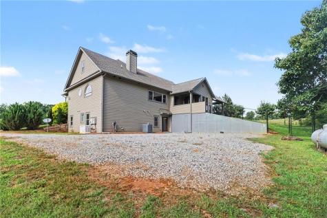 1050 Ricky West Road Cleveland GA 30528