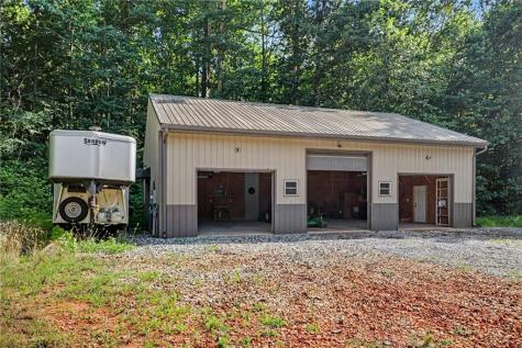 1050 Ricky West Road Cleveland GA 30528