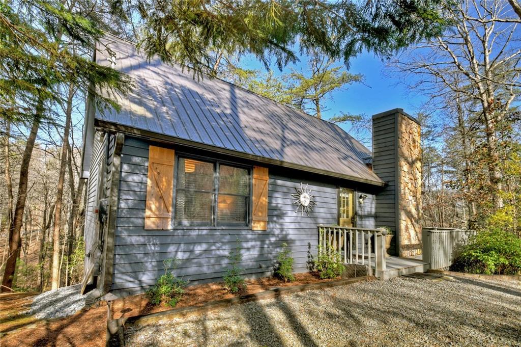 215 Valley View Road Ellijay GA 30536