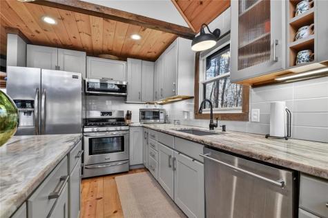 215 Valley View Road Ellijay GA 30536