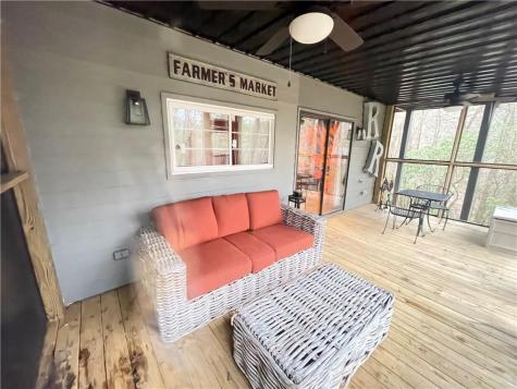 215 Valley View Road Ellijay GA 30536
