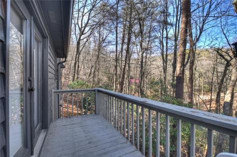 215 Valley View Road Ellijay GA 30536