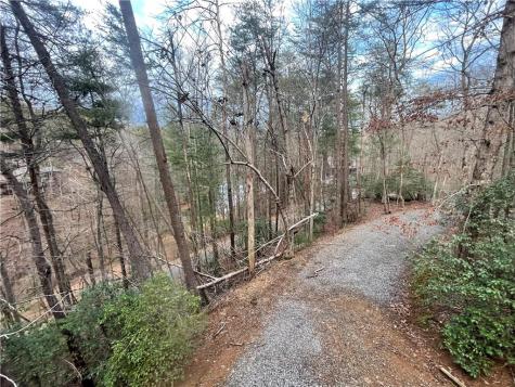 215 Valley View Road Ellijay GA 30536