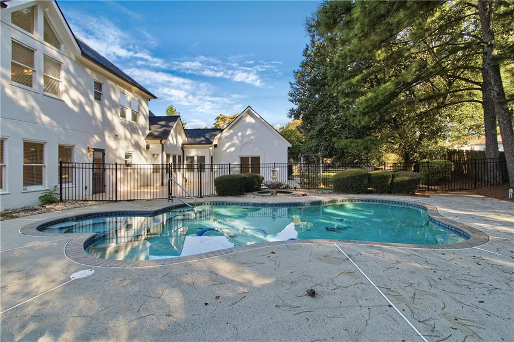 945 Brandon Ridge Drive Roswell GA 30075