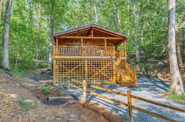 93 Valley Lane Mineral Bluff GA 30559