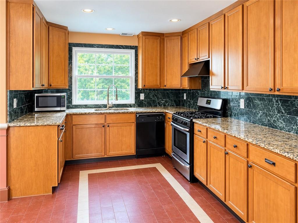 2759 Cedar Tree Lane Ellenwood GA 30294