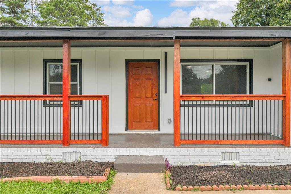 4104 Emerald Lake Drive Decatur GA 30035