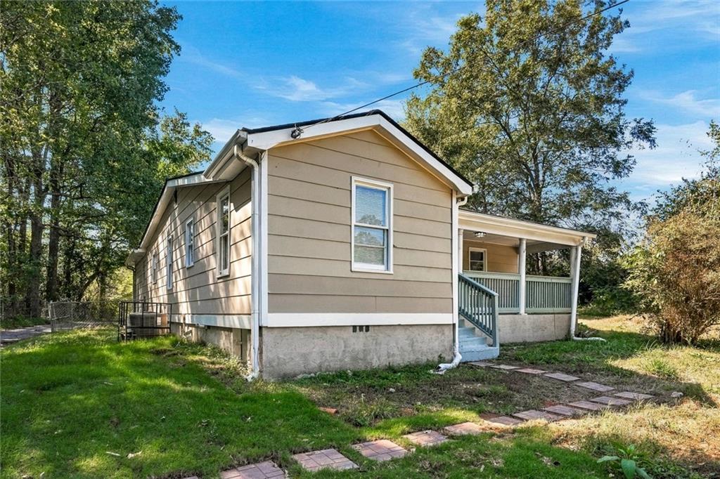 1095 S Burnt Hickory Road Douglasville GA 30134