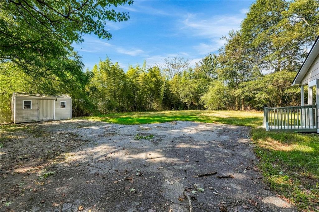 1095 S Burnt Hickory Road Douglasville GA 30134