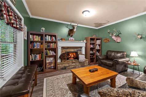 222 Jordans Park Trail Jasper GA 30143