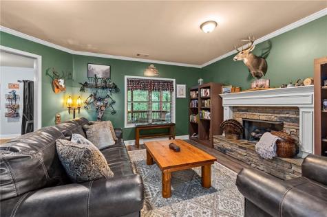 222 Jordans Park Trail Jasper GA 30143