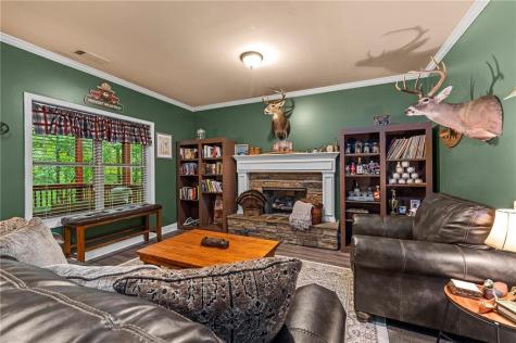 222 Jordans Park Trail Jasper GA 30143