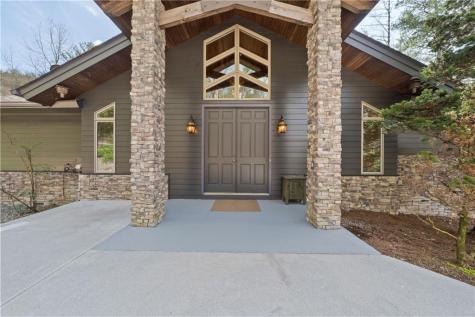 636 Oak Shadow Lane Ellijay GA 30536