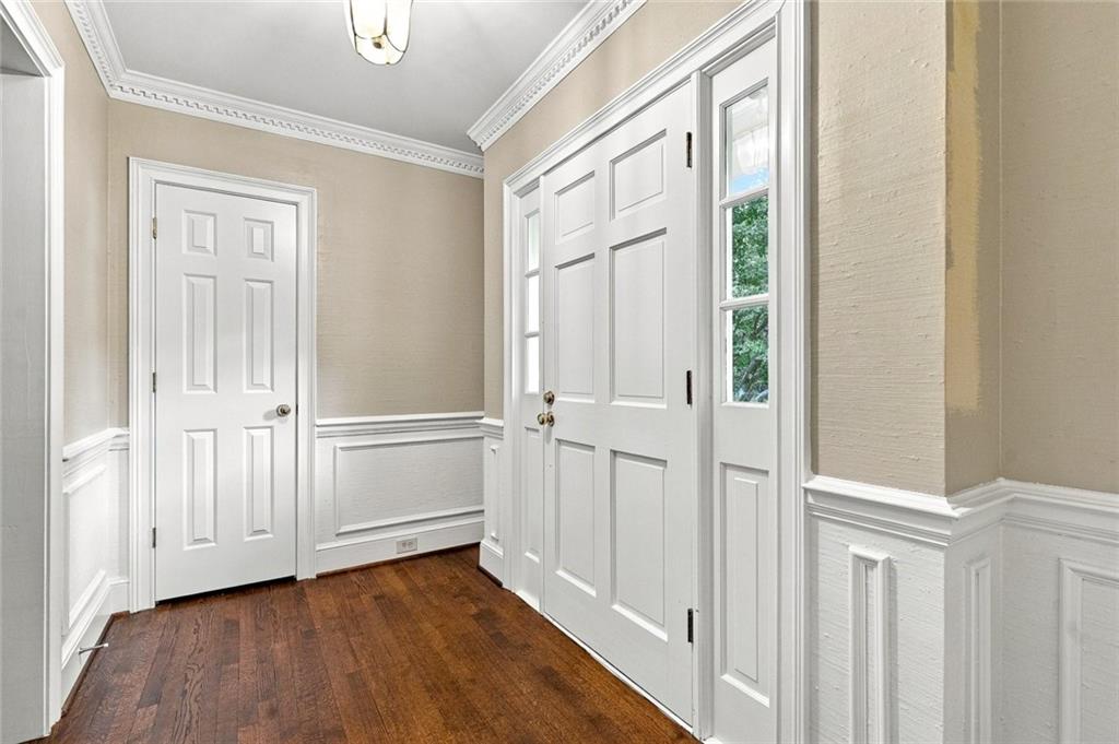 1883 Bedfordshire Court Decatur GA 30033