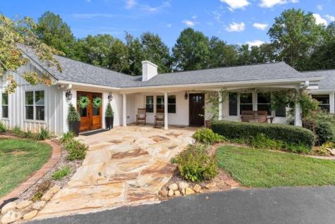 291 Logans Ridge Cleveland GA 30528