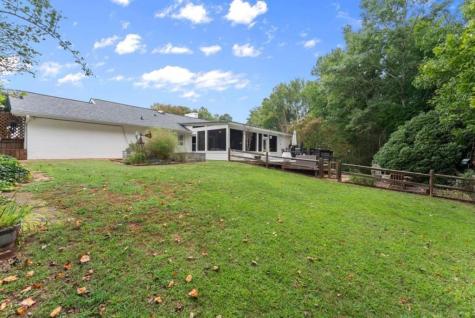 291 Logans Ridge Cleveland GA 30528