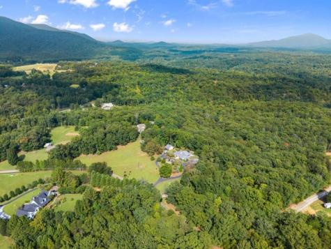 291 Logans Ridge Cleveland GA 30528