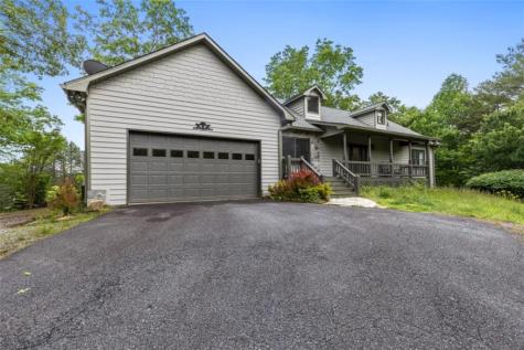 25 Walhala Trail Blue Ridge GA 30513