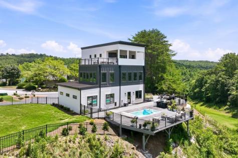 84 Schwarzwald Strasse Helen GA 30545
