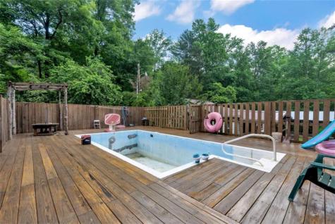 615 Lewis Grindle Road Dahlonega GA 30533