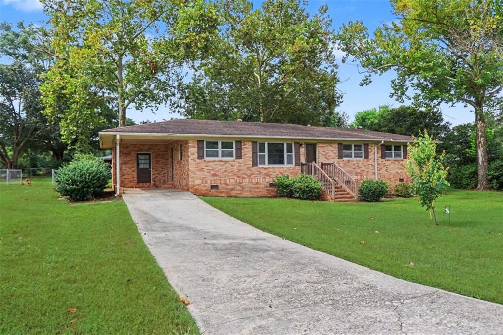 63 Green Street Royston GA 30662