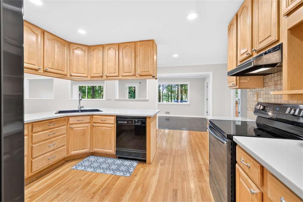 20 Tabor Forest Drive Oxford GA 30054
