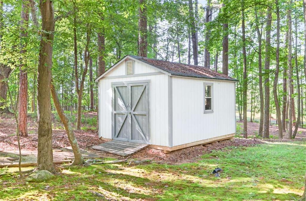 20 Tabor Forest Drive Oxford GA 30054