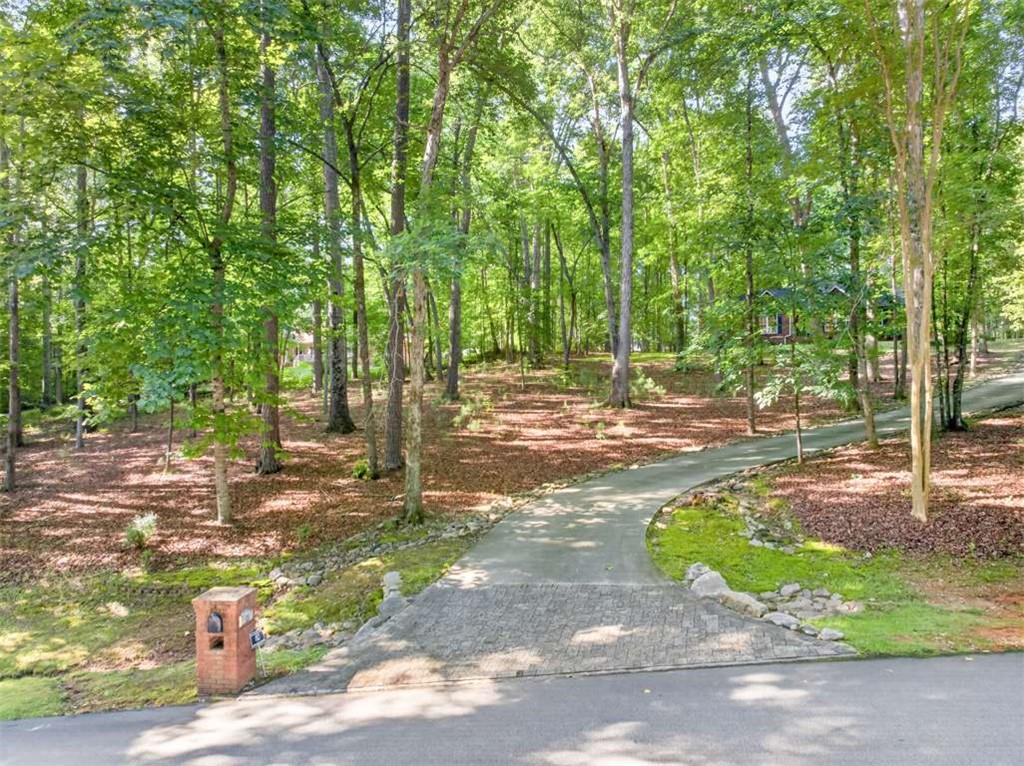 20 Tabor Forest Drive Oxford GA 30054