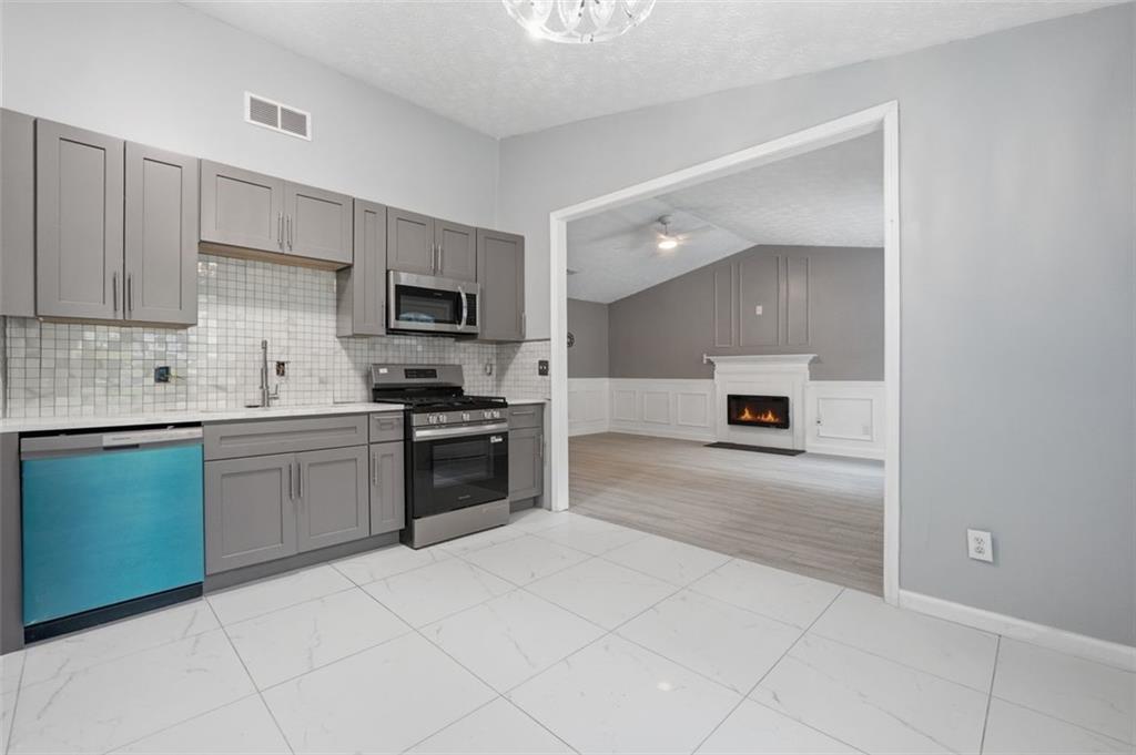5856 Rock Road Union City GA 30291