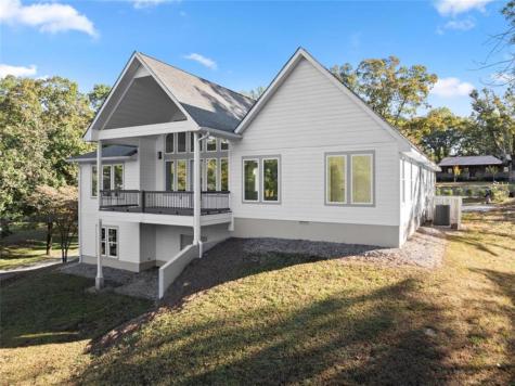 2123 Goat Neck Road Cleveland GA 30528