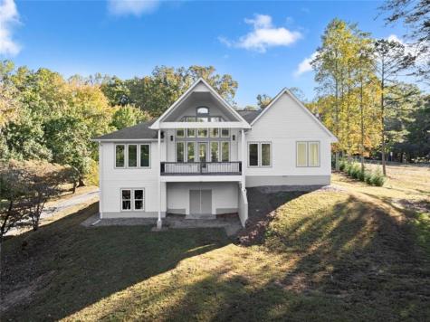 2123 Goat Neck Road Cleveland GA 30528