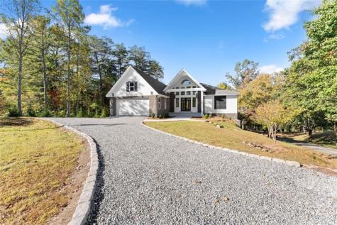 2123 Goat Neck Road Cleveland GA 30528