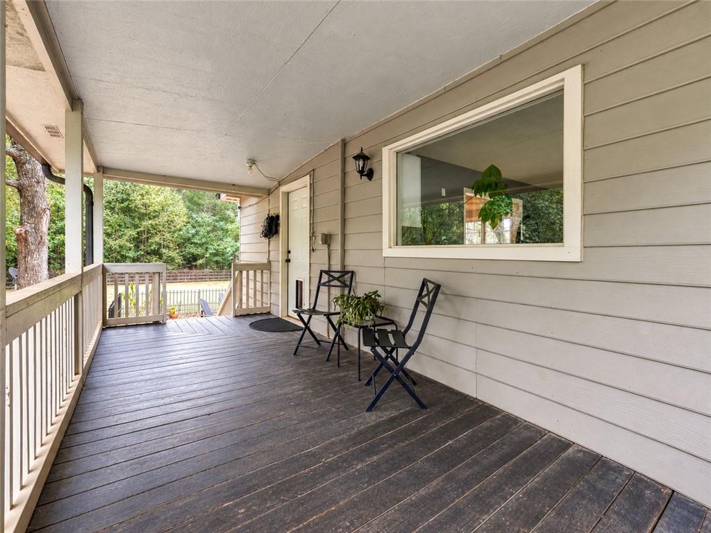 698 Spring Place Road NE White GA 30184