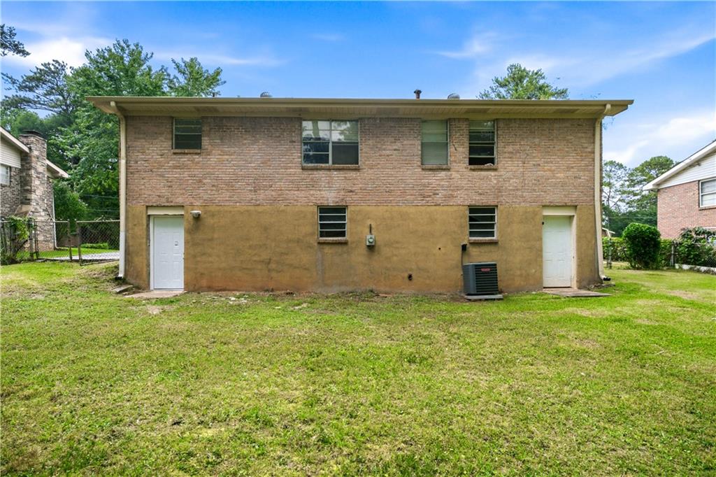 997 Pineglen Drive Forest Park GA 30297