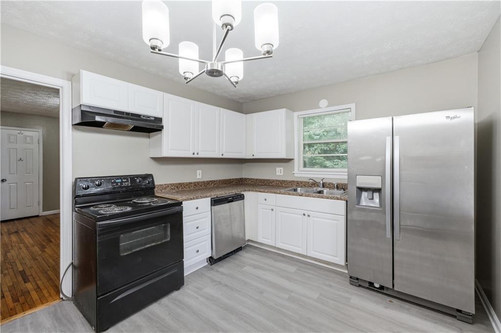 997 Pineglen Drive Forest Park GA 30297