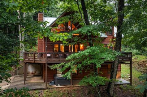 1082 Amy Creek Circle Ellijay GA 30540