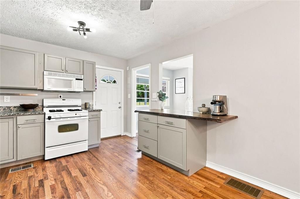 1960 Frank Lane SE Marietta GA 30060