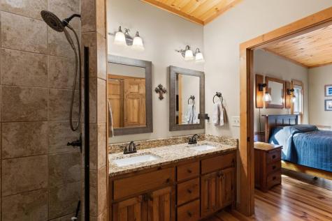 82 Queens Lane Blue Ridge GA 30513