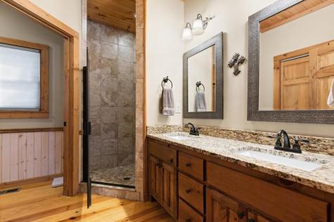 82 Queens Lane Blue Ridge GA 30513