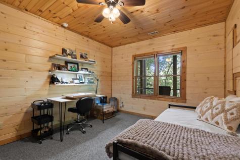 82 Queens Lane Blue Ridge GA 30513