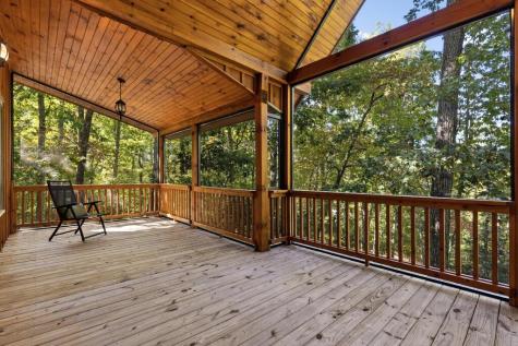 82 Queens Lane Blue Ridge GA 30513