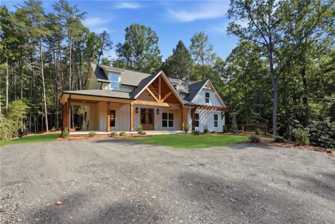 300 Rainmore Drive Dahlonega GA 30533