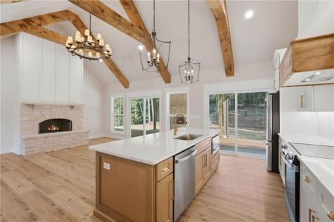 300 Rainmore Drive Dahlonega GA 30533