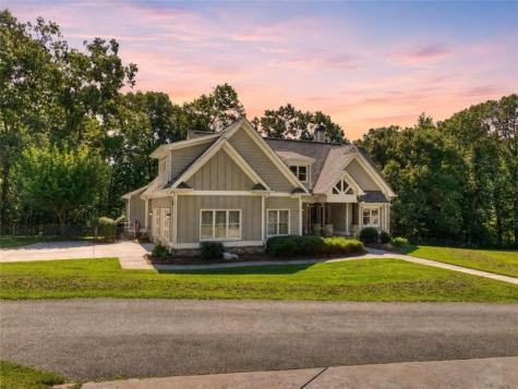 2703 Highway 382w Ellijay GA 30540